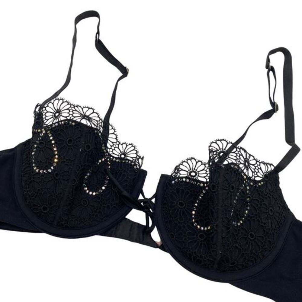 Victoria's Secret vintage y2k 2005 black lace rhinestone bra